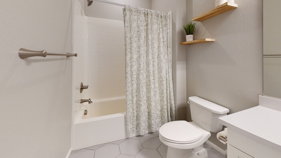 Building Photo - 770 Aurora Vale Pl