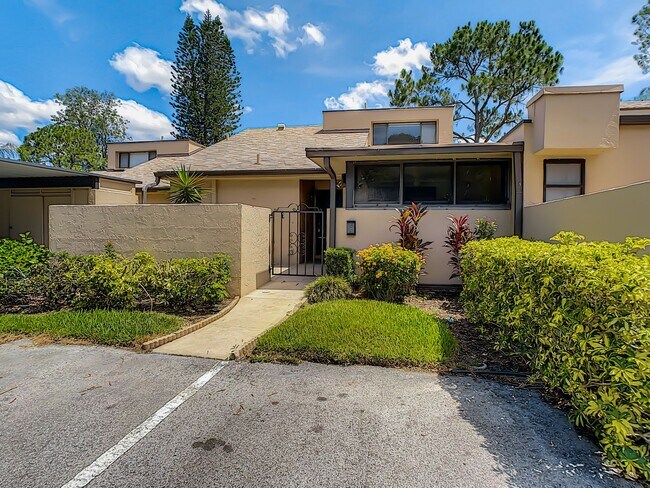 Primary Photo - RARE 3 BEDROOM/ 2 BATH IN THE HIGHLY DESIR...