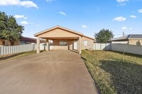 Building Photo - 1728 Linda Ave