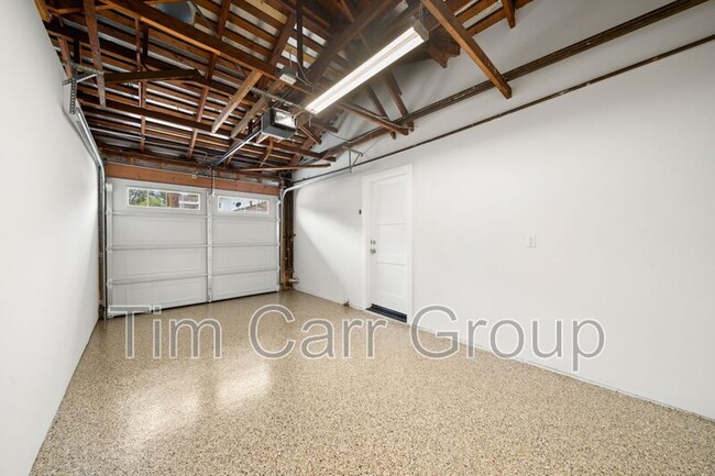 Building Photo - 1801 Clay St