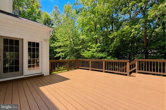 Building Photo - 23118 Silverberry Way