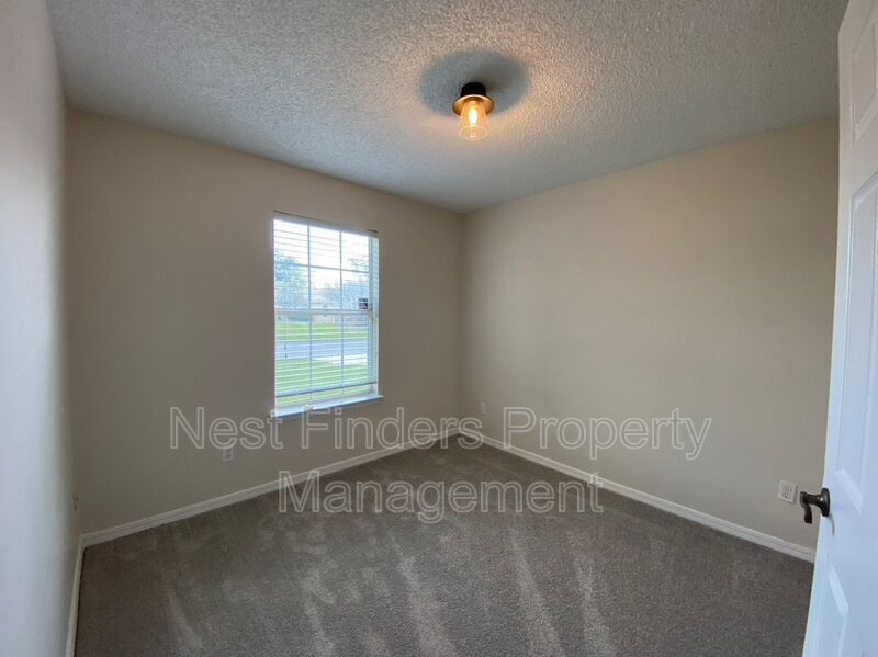 Building Photo - 2456 Justin Rd W