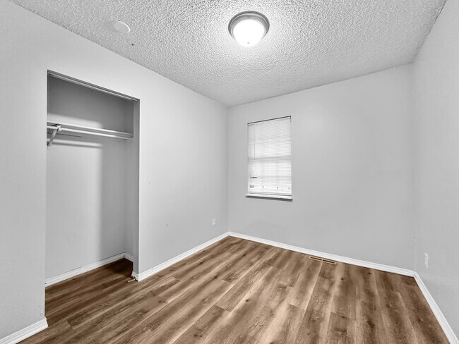 Building Photo - Coming Soon! 3 BR/2BA | Newly Renovated Single Family Home |2-Car Garage Parking | Large yard!
