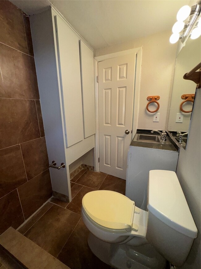 Building Photo - 2918 46th St