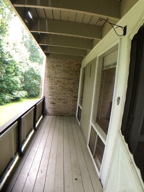 Building Photo - Fully remodeled 2 BR 1BA in Bethesda. Gas and water included.  Pets ok.