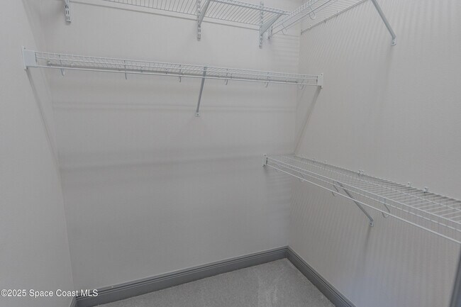 Building Photo - 2453 Rodina Dr