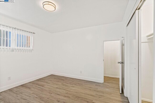 Building Photo - 1813 63rd St