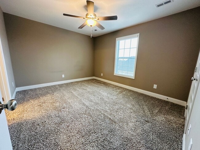 Building Photo - Stunning 2023-Built Home in Powell