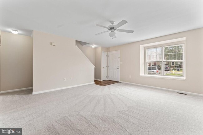 Building Photo - 209 Ilona Ct