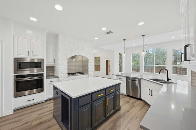 Building Photo - 10733 Maelin Dr