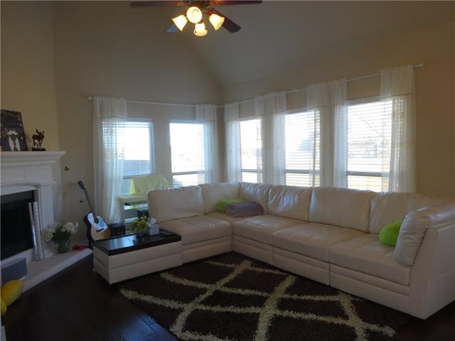 Building Photo - 9400 Deerhurst Pl