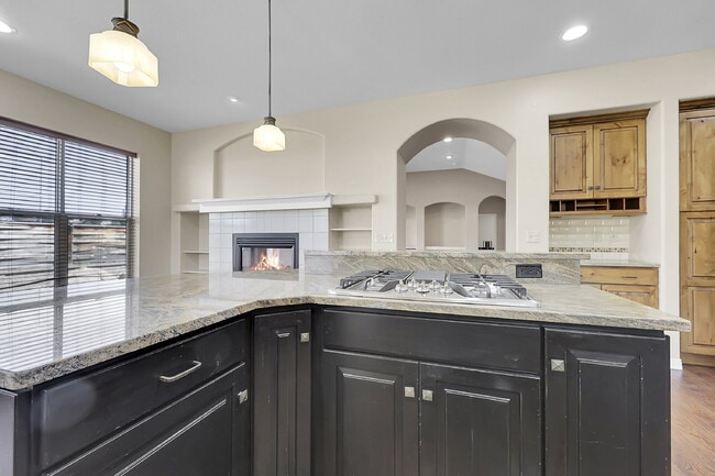 Building Photo - $3,495 - 4 Bed, 4 Bath Home with 4 Car Gar...