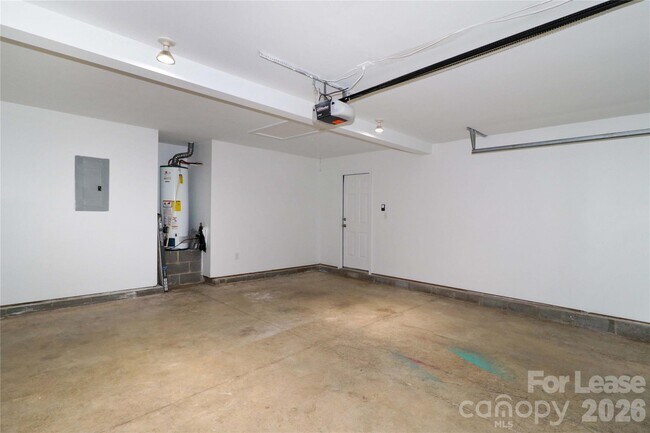 Building Photo - 729 Rebecca Jane Dr