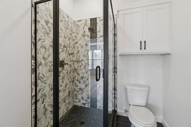 Building Photo - 18821 Selah Wy