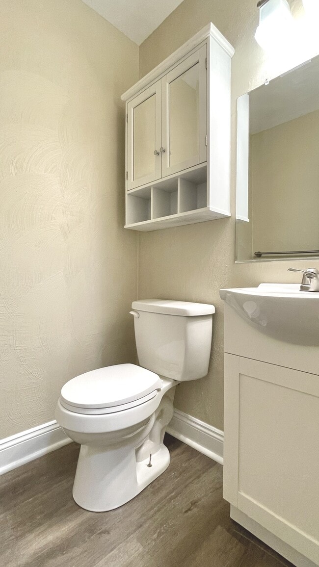 Building Photo - 3912 Davis St