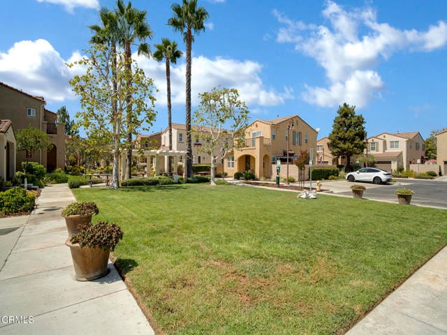 Building Photo - 2949 Palmera Ln