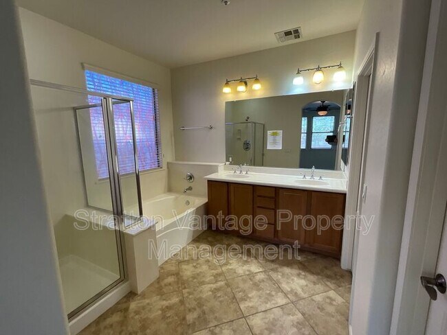 Building Photo - 18471 Verdin Rd