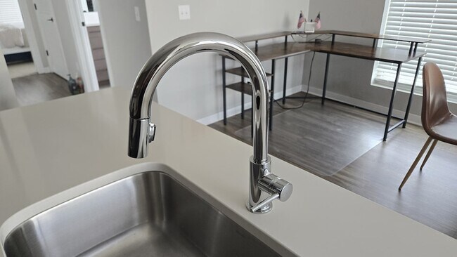 Building Photo - 1505 54th Ave N