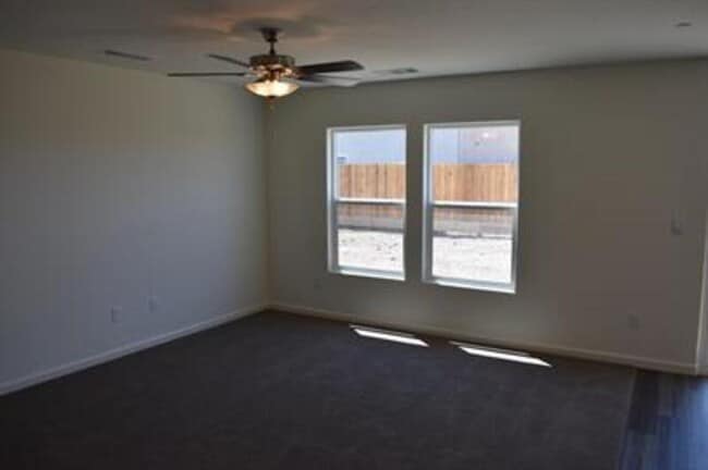 Building Photo - 4543 Iris Ct