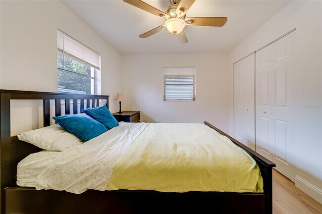 Building Photo - 11424 79th Ave