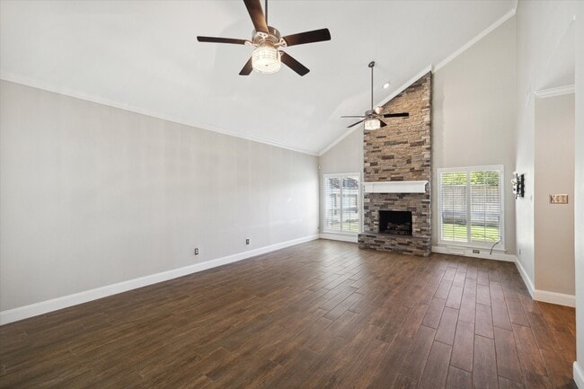 Building Photo - 1311 Ambergate Dr