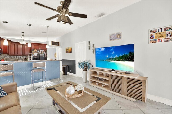 Building Photo - 17101 SW 142nd Pl