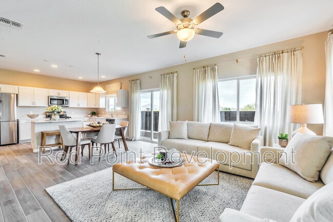 Building Photo - 8443 N Thornydale Rd