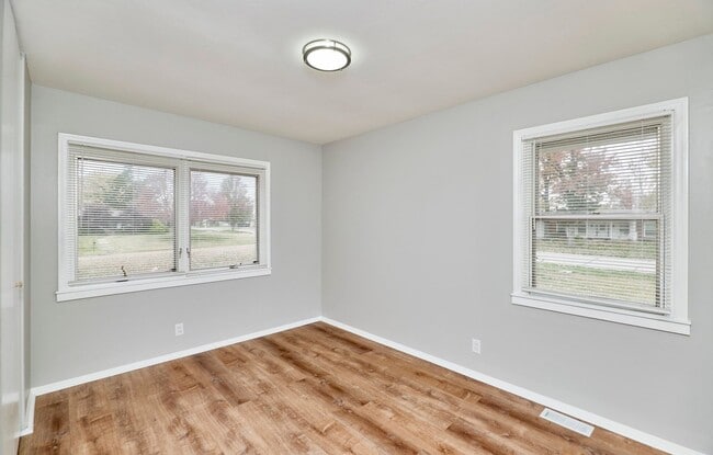 Building Photo - 5134 Red Cedar Ct