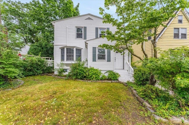 Primary Photo - 1079 Stanton Ave