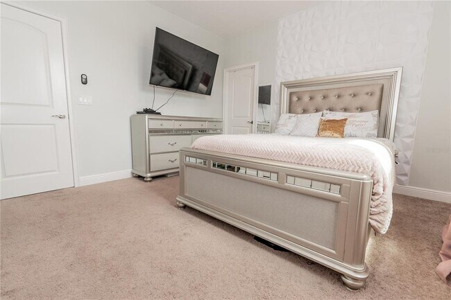 Building Photo - 3080 Crispin Cir