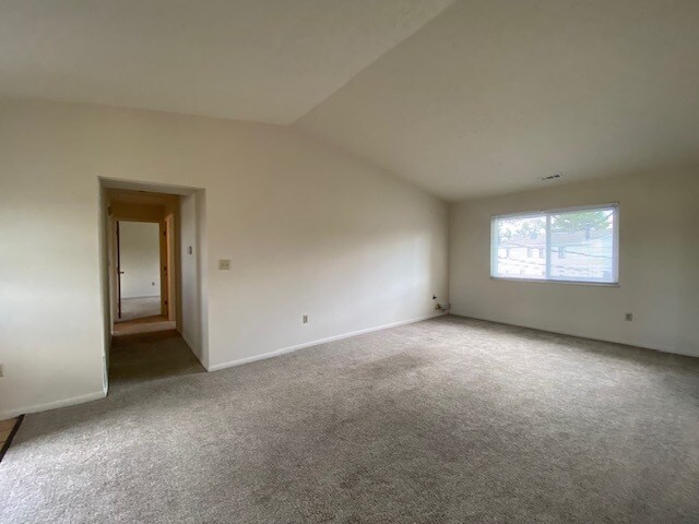 Building Photo - 819 Trustway Ct