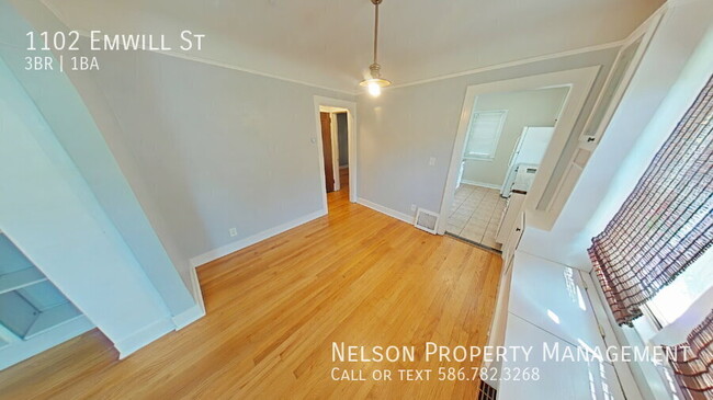 Building Photo - 1102 Emwill St