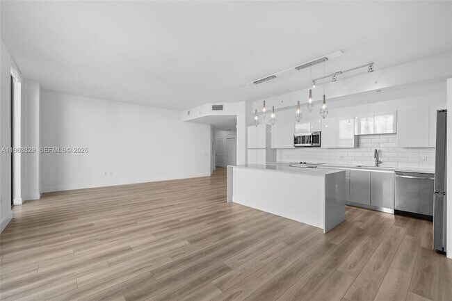 Building Photo - 101 Diplomat Pkwy