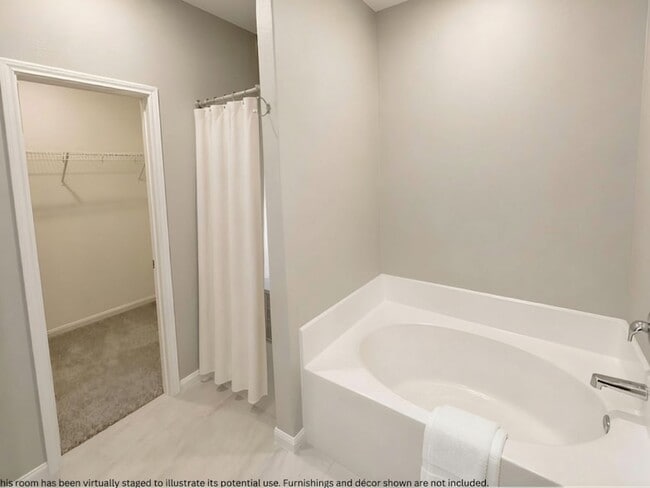 Building Photo - 2201 Nautica Terrace