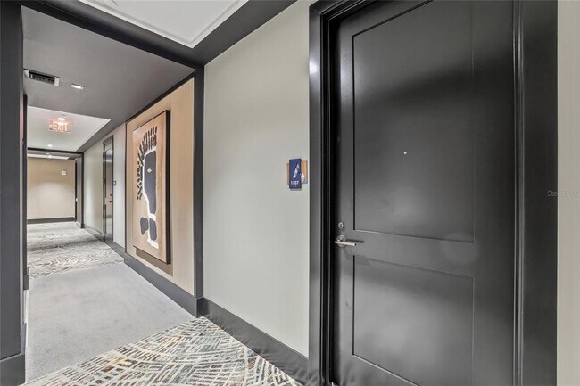 Building Photo - 275 1st Ave S