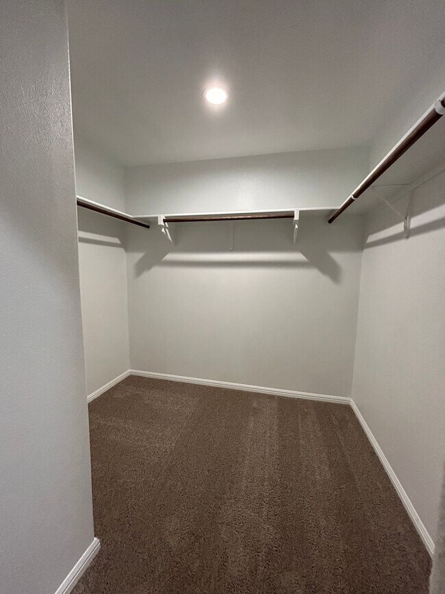 Building Photo - COMING SOON!!  Beautiful home in Parks Bell