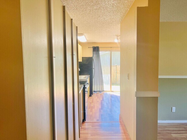 Building Photo - Charming 3BR/1BA w/ 1-car garage, long driveway, fenced yard, wood stove & shed/workshop.