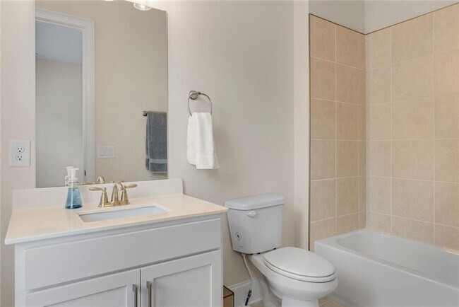Building Photo - 746 Stickley Oak Way