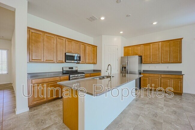 Building Photo - 25172 N 106th Dr