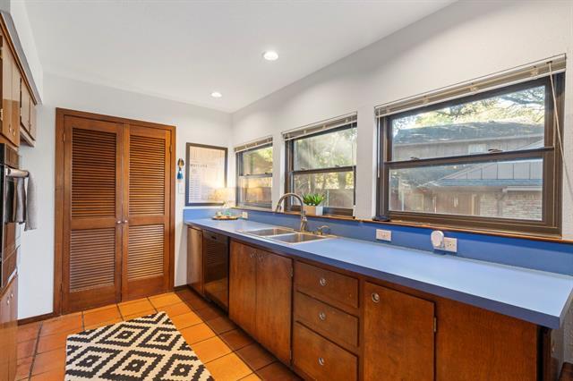 Building Photo - 3161 Brincrest Cir