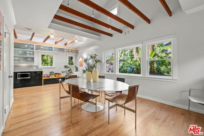 Building Photo - 1510 Electric Ave