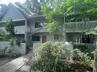 Building Photo - 4411 SW 34th St
