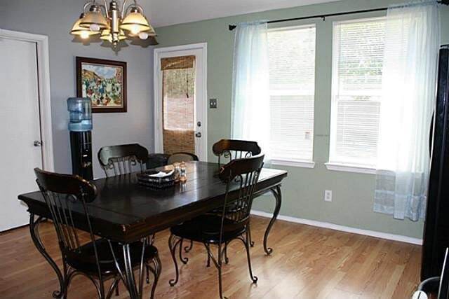 Building Photo - 3129 Kennedy Dr