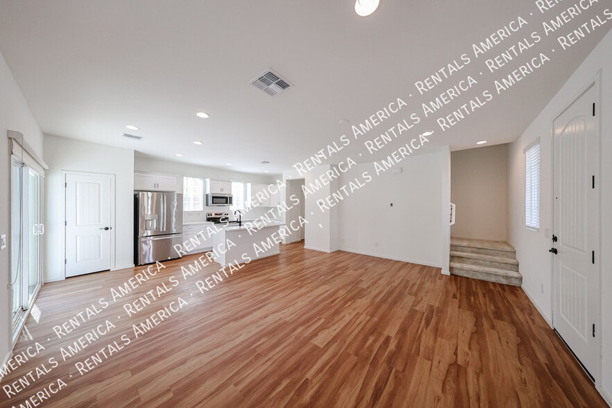 Building Photo - 16875 N 12th St