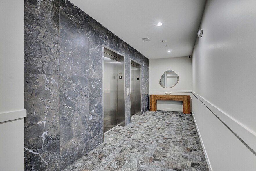 Building Photo - 9201 N Milwaukee Ave