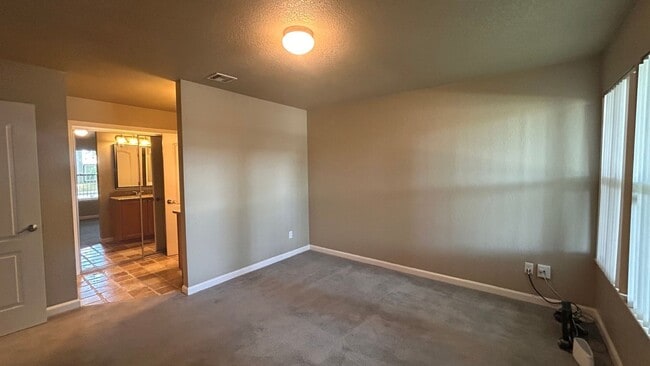Building Photo - 4002 Elmo Loop