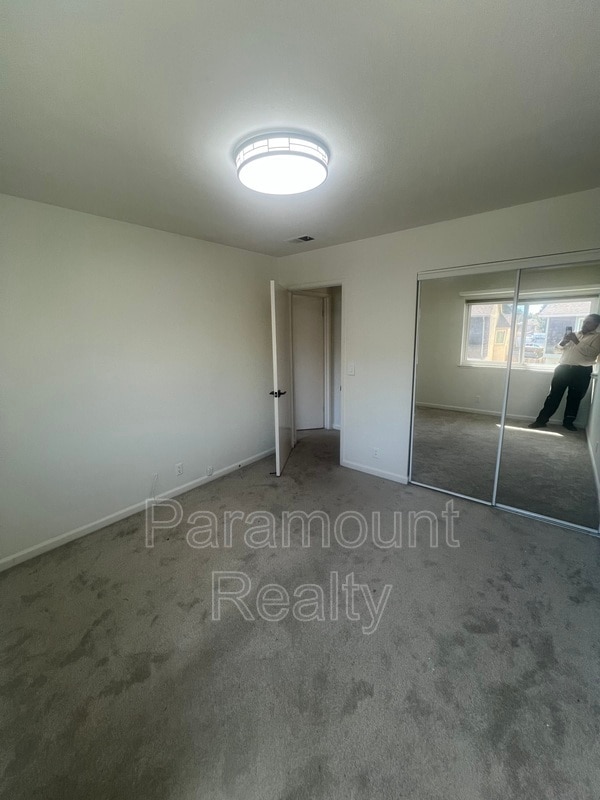 Building Photo - 1655 Fern Pine Ct