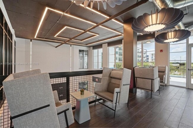 Building Photo - 2095 W Atlantic Ave