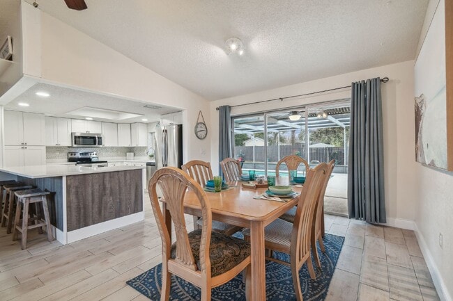 Building Photo - ***PRIVATE HEATED POOL*** Beautiful, Fully-Furnished 3-Bedroom Home Available April 1, 2026!   **...