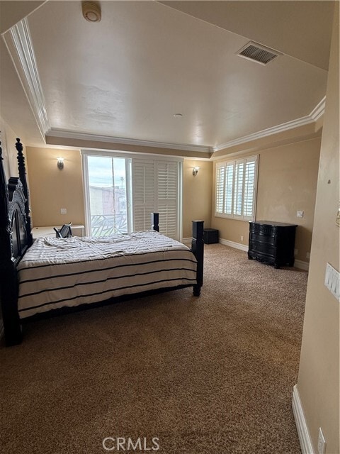 Building Photo - 211 Chicago